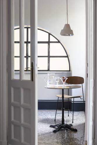 Garibaldi Suites Apartment Rome Extérieur photo