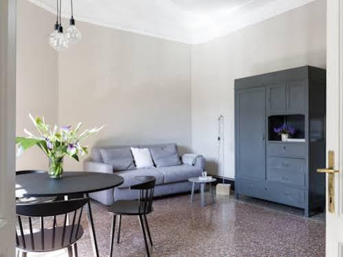 Garibaldi Suites Apartment Rome Extérieur photo